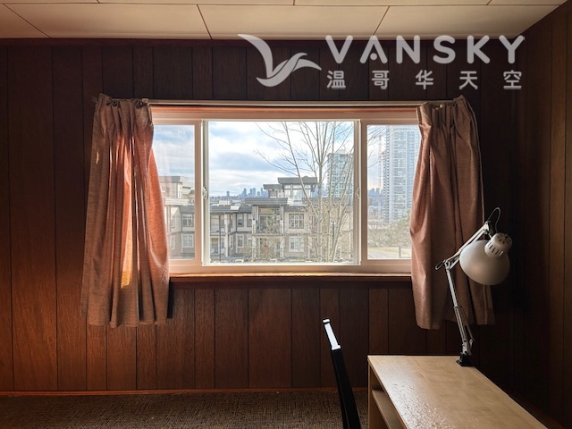 250828164956_Room D 正窗外景觀.jpg